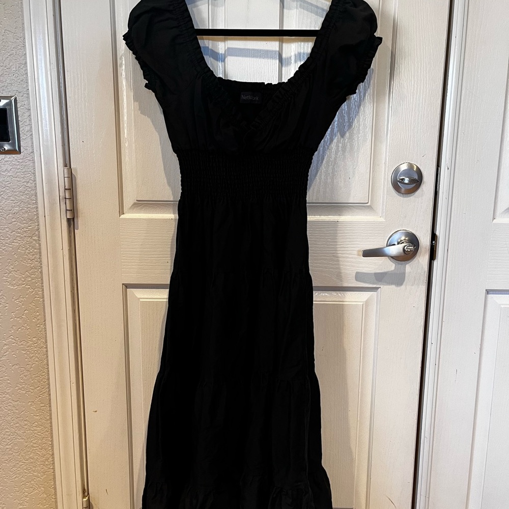 NetWork Sleeveless Tiered Black Dress | Size Small